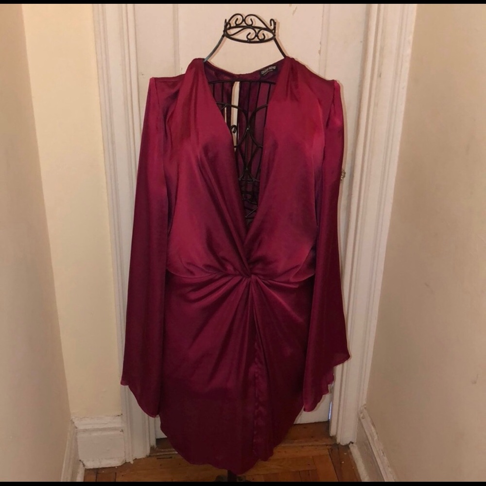 🎀 Reposh 🎀 Fashion Nova Dress